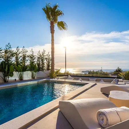 Golden Light Villa