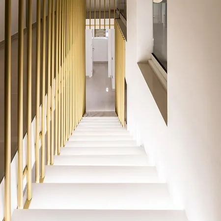 Villa Golden Light
