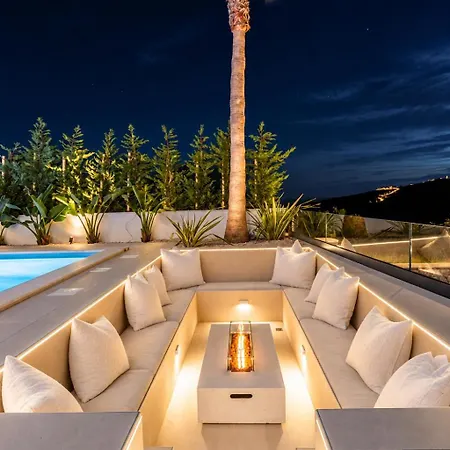Golden Light Villa